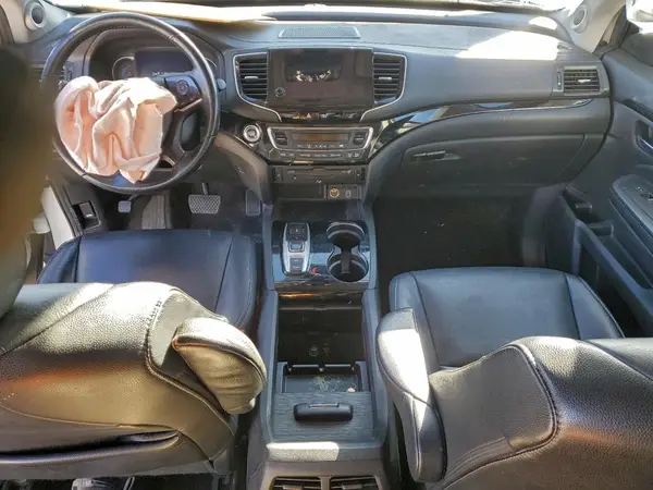 5FNYF6H9XKB044258 2019 HONDA PILOT - Image 8