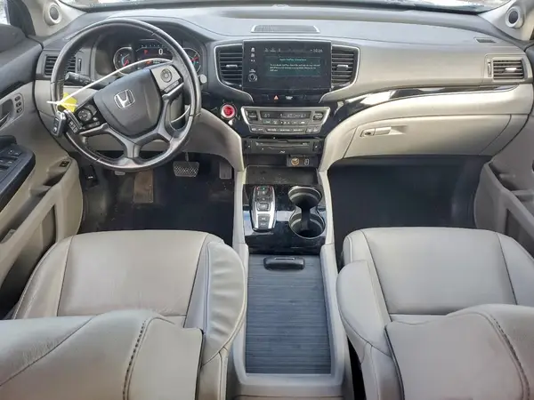 5FNYF6H9XKB045832 2019 HONDA PILOT - Image 8