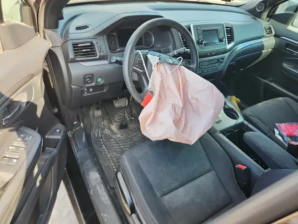 5FNYF7H20KB005266 2019 HONDA PASSPORT - Image 8