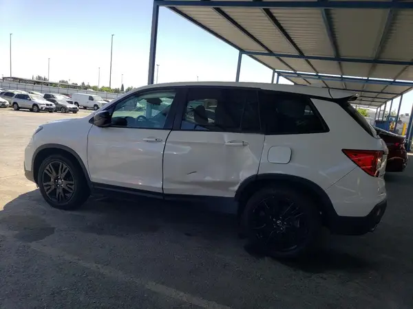 5FNYF7H23KB005357 2019 HONDA PASSPORT - Image 2