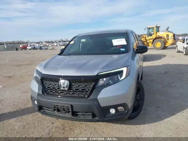 5FNYF7H23KB011904 2019 HONDA PASSPORT - Image 2