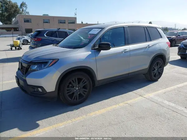 5FNYF7H27KB008049 2019 HONDA PASSPORT - Image 2