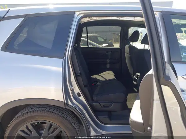 5FNYF7H27KB008049 2019 HONDA PASSPORT - Image 8