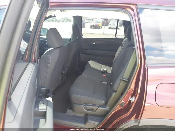 5FNYF7H28KB005032 2019 HONDA PASSPORT - Image 8
