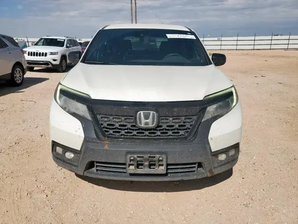 2019 HONDA PASSPORT COPART lot 62195485 auction photo 5