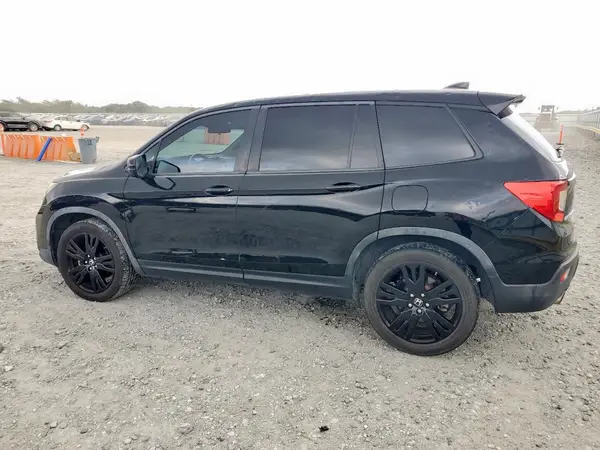 5FNYF7H28KB009811 2019 HONDA PASSPORT - Image 2