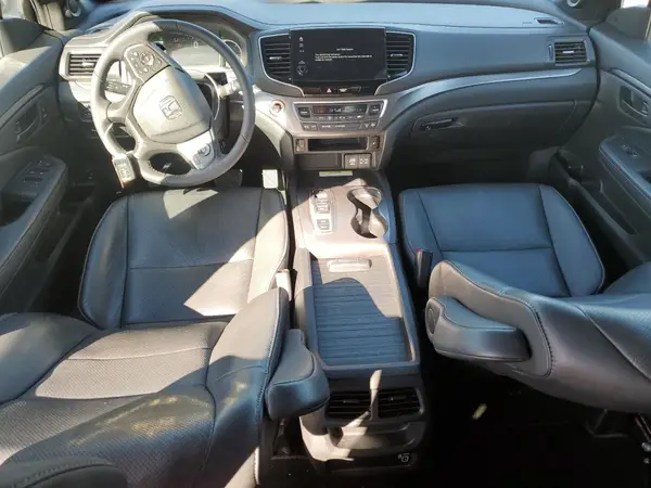 5FNYF7H50NB005413 2022 HONDA PASSPORT - Image 8