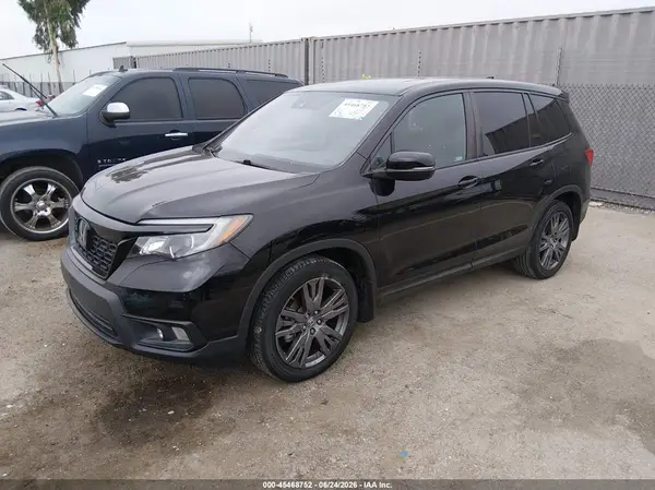 5FNYF7H51LB002565 2020 HONDA PASSPORT - Image 2