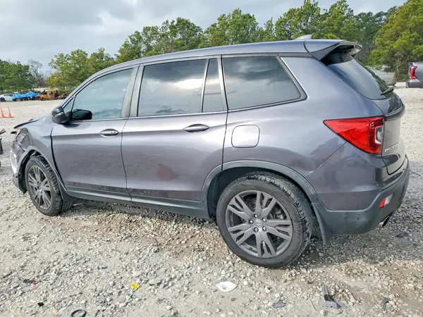 5FNYF7H52LB005894 2020 HONDA PASSPORT - Image 2