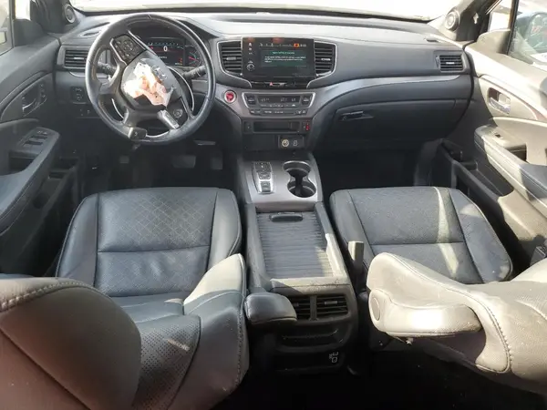 5FNYF7H52MB005038 2021 HONDA PASSPORT - Image 8