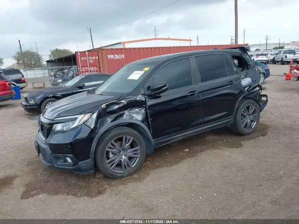 5FNYF7H52MB013916 2021 HONDA PASSPORT - Image 2