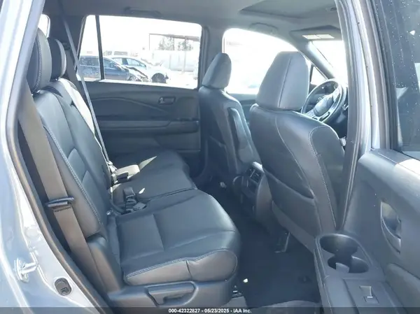 5FNYF7H52NB002772 2022 HONDA PASSPORT - Image 8