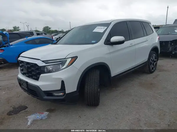 5FNYF7H52NB005218 2022 HONDA PASSPORT - Image 2