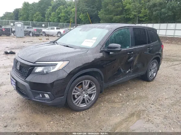 5FNYF7H53LB002051 2020 HONDA PASSPORT - Image 2