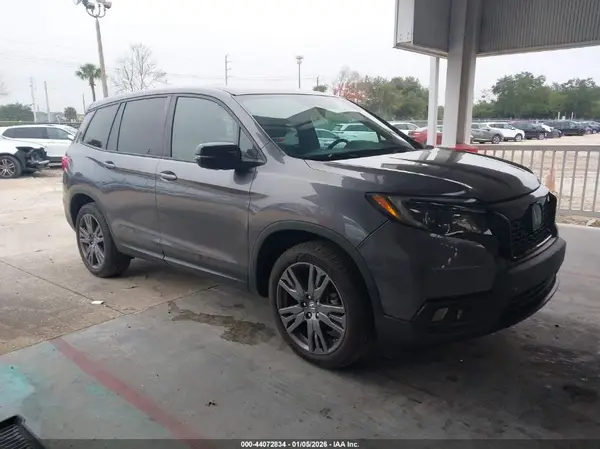 5FNYF7H53LB004513 2020 HONDA PASSPORT - Image 1