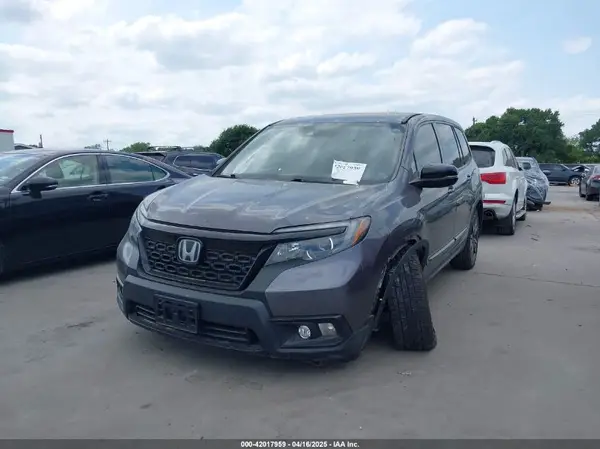5FNYF7H53MB008238 2021 HONDA PASSPORT - Image 2