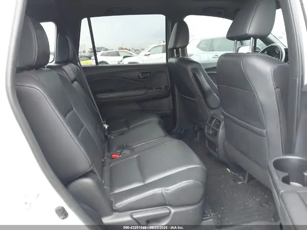 5FNYF7H53NB005258 2022 HONDA PASSPORT - Image 8
