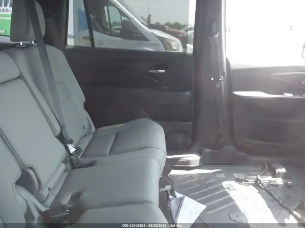 5FNYF7H56KB005007 2019 HONDA PASSPORT - Image 8