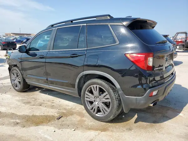 5FNYF7H56KB005623 2019 HONDA PASSPORT - Image 2