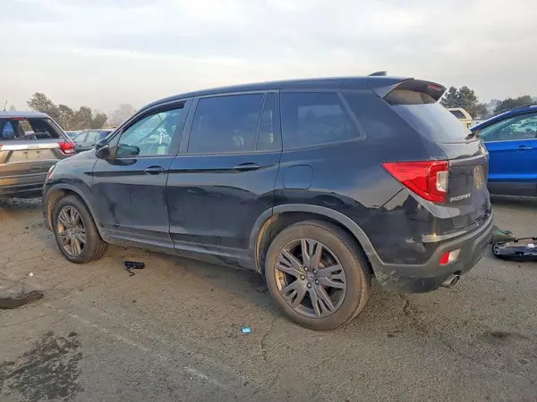 5FNYF7H56KB010501 2019 HONDA PASSPORT - Image 2