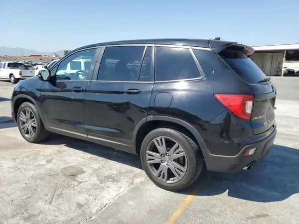 5FNYF7H56LB006143 2020 HONDA PASSPORT - Image 2