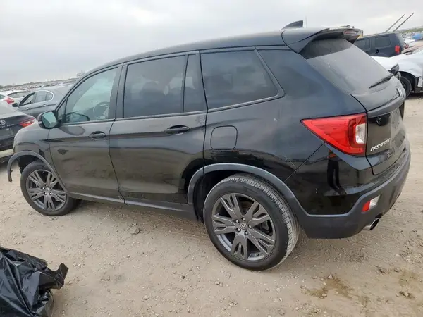 5FNYF7H57KB008093 2019 HONDA PASSPORT - Image 2