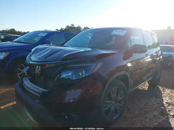 5FNYF7H57LB003798 2020 HONDA PASSPORT - Image 2