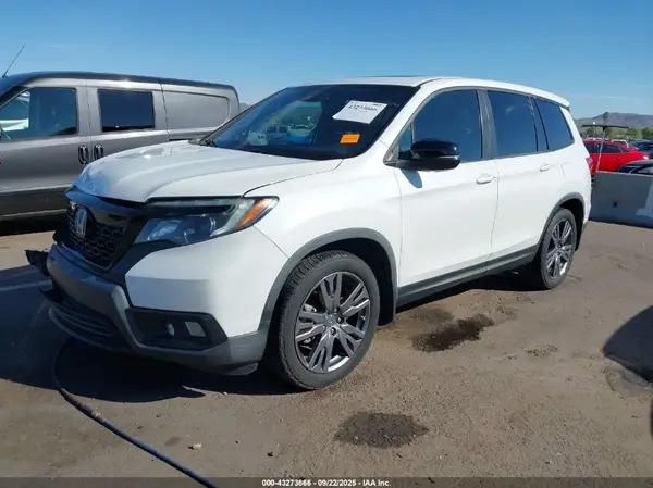 5FNYF7H57LB004210 2020 HONDA PASSPORT - Image 2