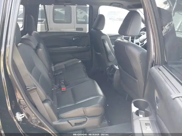 5FNYF7H57LB005700 2020 HONDA PASSPORT - Image 8