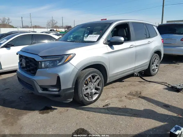 5FNYF7H57NB002086 2022 HONDA PASSPORT - Image 2