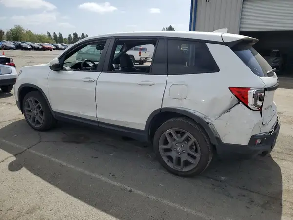 5FNYF7H57NB005568 2022 HONDA PASSPORT - Image 2