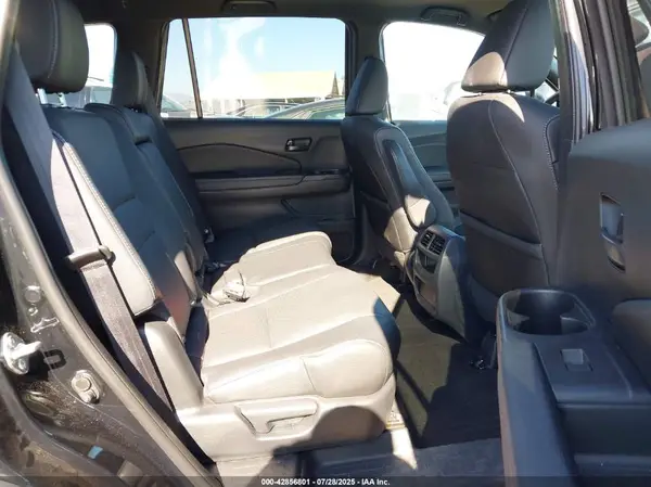 5FNYF7H57NB006607 2022 HONDA PASSPORT - Image 8
