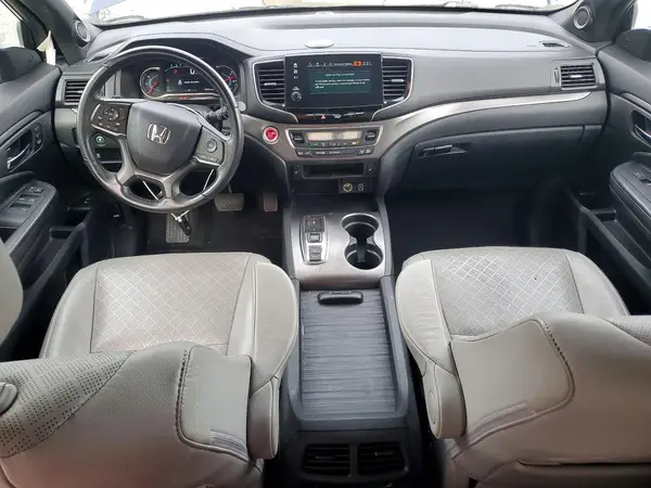 5FNYF7H58KB004957 2019 HONDA PASSPORT - Image 8