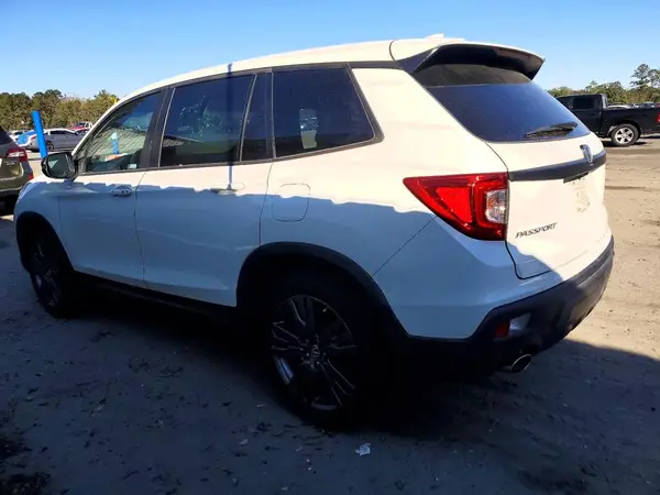 5FNYF7H58KB005137 2019 HONDA PASSPORT - Image 2