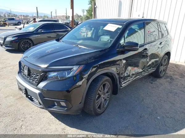 5FNYF7H58KB005624 2019 HONDA PASSPORT - Image 2