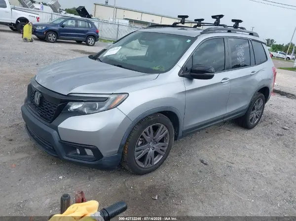 5FNYF7H58KB008121 2019 HONDA PASSPORT - Image 2