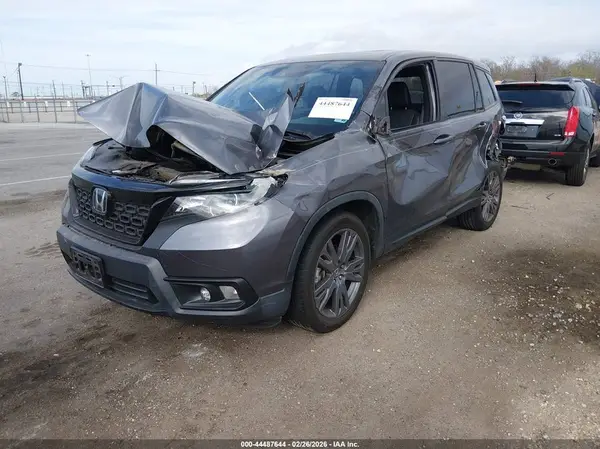 5FNYF7H58MB004900 2021 HONDA PASSPORT - Image 2