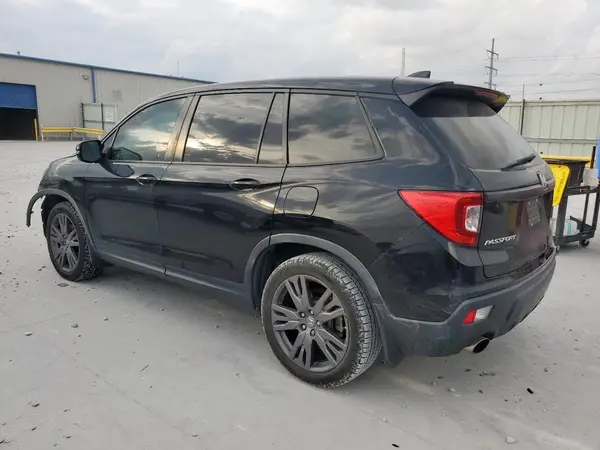 5FNYF7H58MB015556 2021 HONDA PASSPORT - Image 2