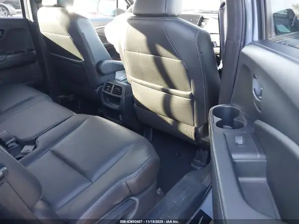 5FNYF7H58NB000122 2022 HONDA PASSPORT - Image 8