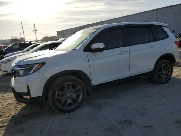 5FNYF7H58NB002422 2022 HONDA PASSPORT - Image 1