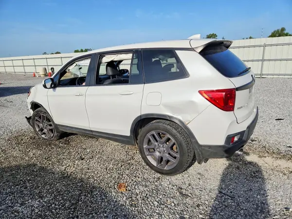 5FNYF7H58NB005207 2022 HONDA PASSPORT - Image 2
