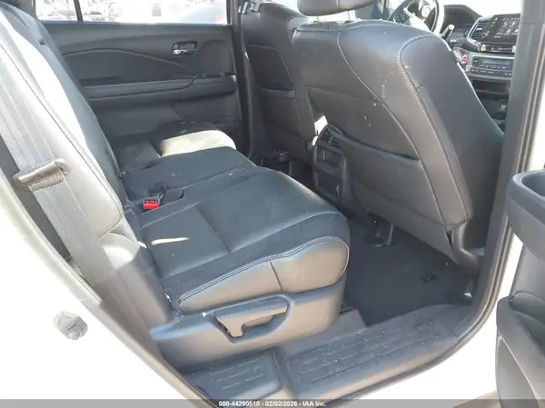 5FNYF7H59KB003610 2019 HONDA PASSPORT - Image 8