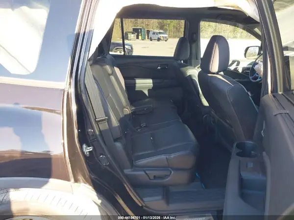 5FNYF7H59KB010895 2019 HONDA PASSPORT - Image 8