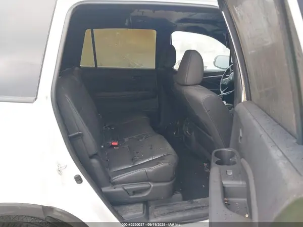 5FNYF7H59NB002610 2022 HONDA PASSPORT - Image 8