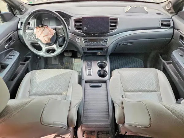 5FNYF7H5XKB009965 2019 HONDA PASSPORT - Image 8