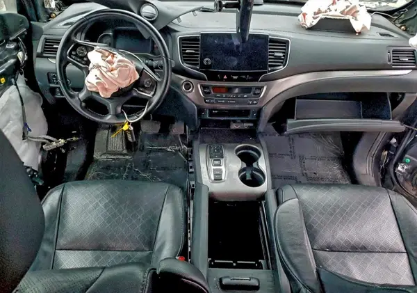 5FNYF7H5XMB000671 2021 HONDA PASSPORT - Image 8