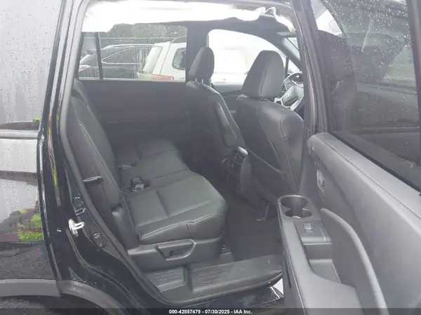 5FNYF7H5XNB005113 2022 HONDA PASSPORT - Image 8