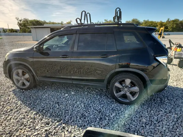 5FNYF7H90KB002011 2019 HONDA PASSPORT - Image 2