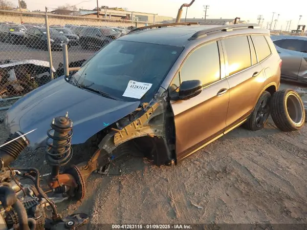 5FNYF7H93LB006328 2020 HONDA PASSPORT - Image 2