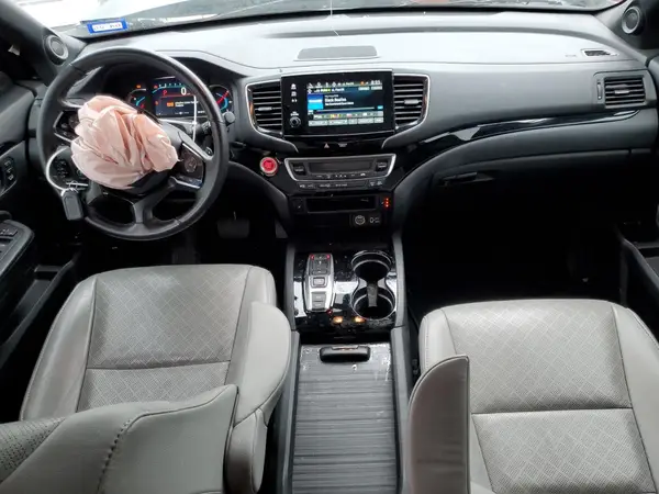 5FNYF7H94KB002027 2019 HONDA PASSPORT - Image 8